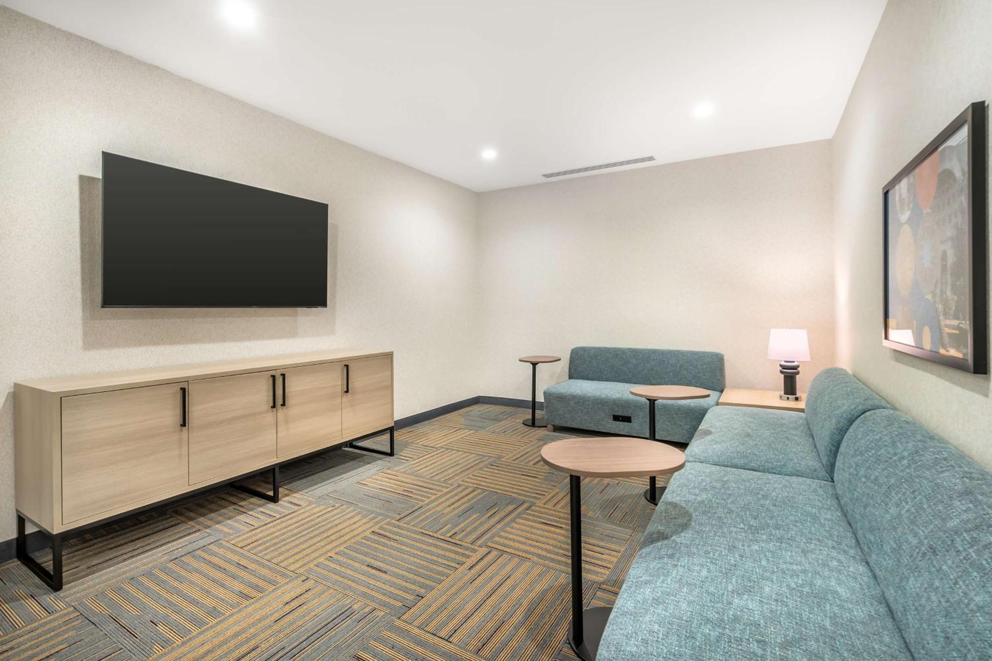 Home2 Suites By Hilton Reynoldsburg Columbus East מראה חיצוני תמונה